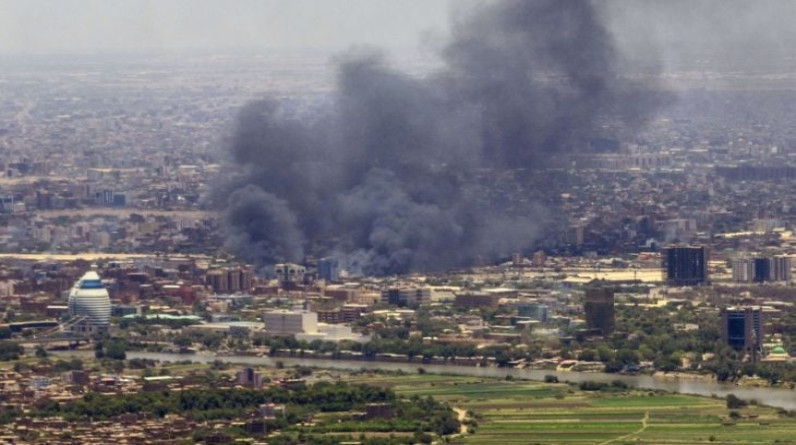 نيويورك تايمز: كيف قادت الدبلوماسية الأمريكية إلى الحرب في السودان بدلا من السلام والديمقراطية؟